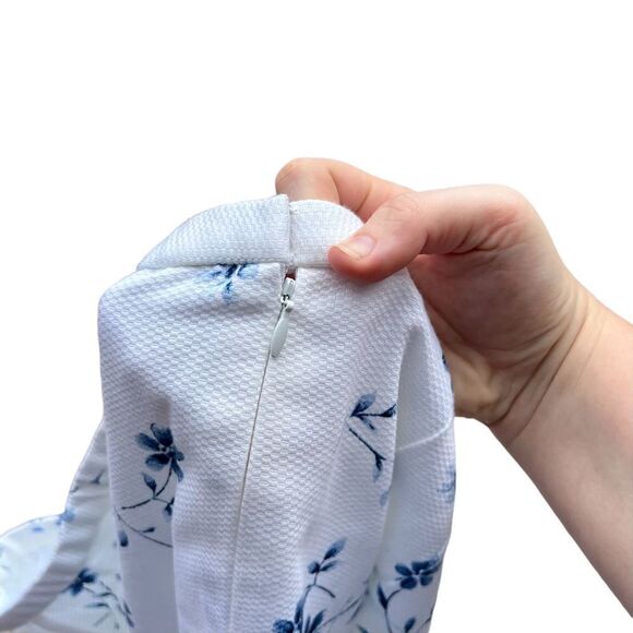 PENDLETON White Pants W/Blue Flower Print Size 16 - Picture 6 of 6